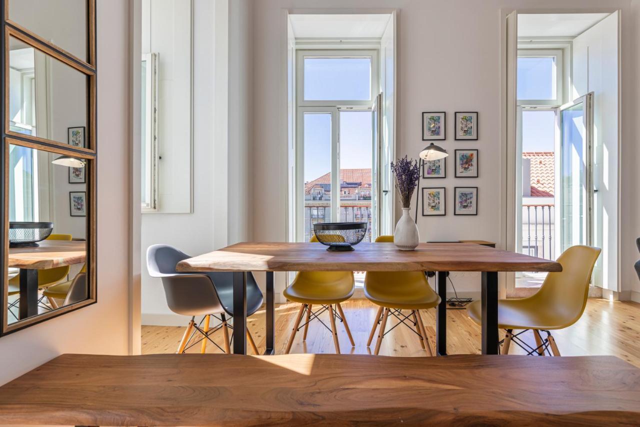 Glamorous 3Bdr Apartment In City Center By Lovelystay Lissabon Exterior foto